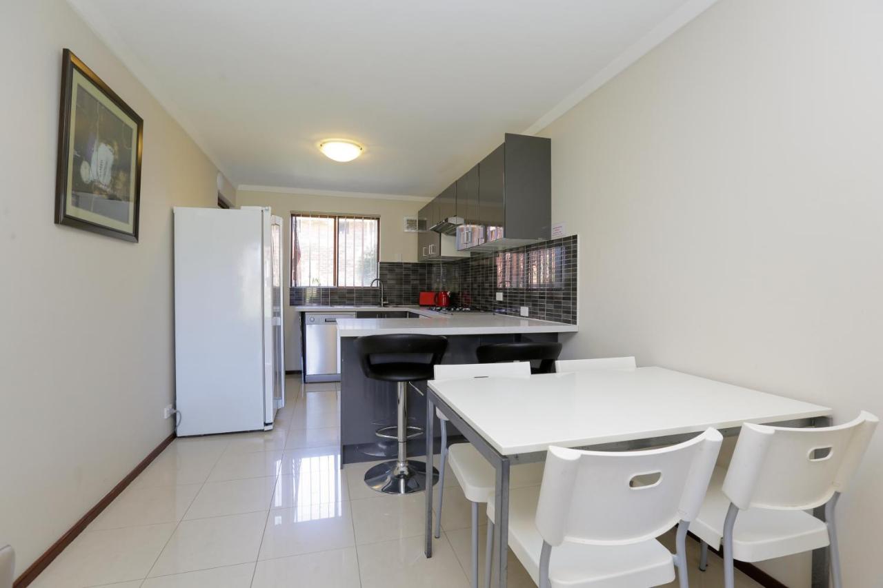 Parkline Apartments 珀斯 外观 照片